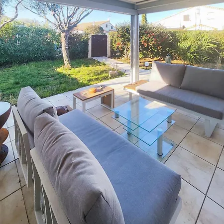 2 Bedroom Awesome In *